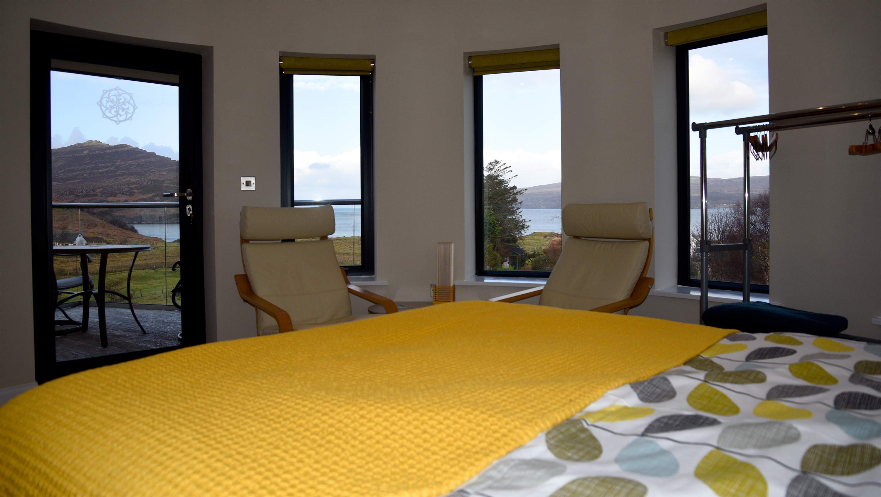 Stunning sea views at Isle of Skye Rotunda self catering including outside seating area with balcony WIFI King size bed and private parking